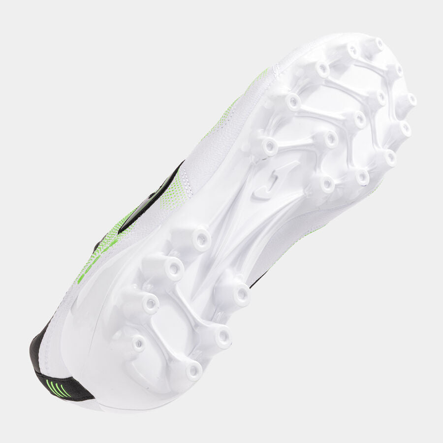 Chuteiras Score 25 relva artificial AG branco preto